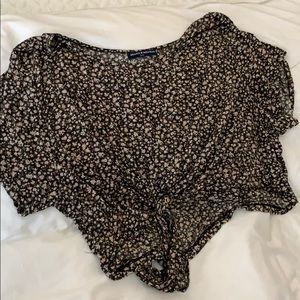 Brandy Melville crop top